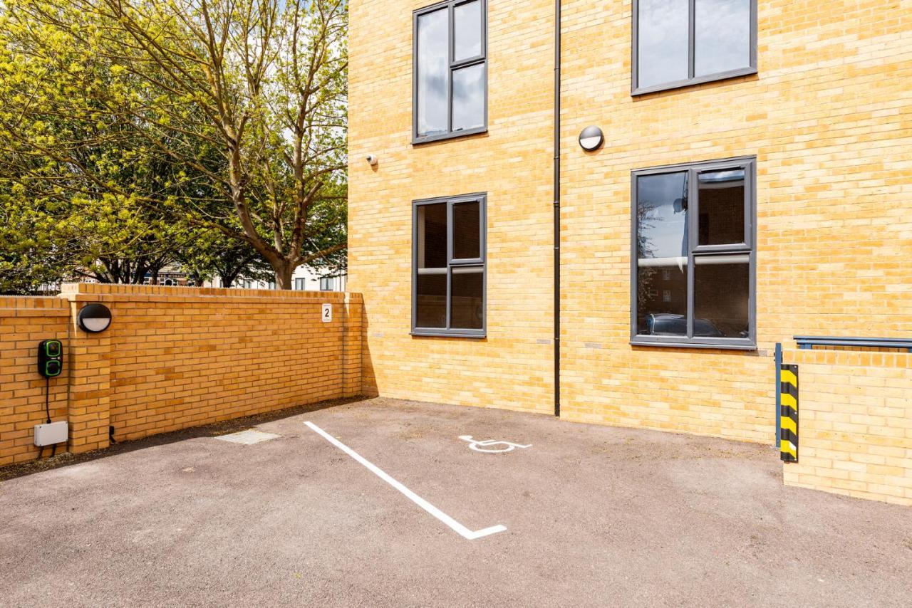 Home From Home - Reliable Long-Term Stay For Working Guests - Apartment 3 Gillingham  Exterior photo